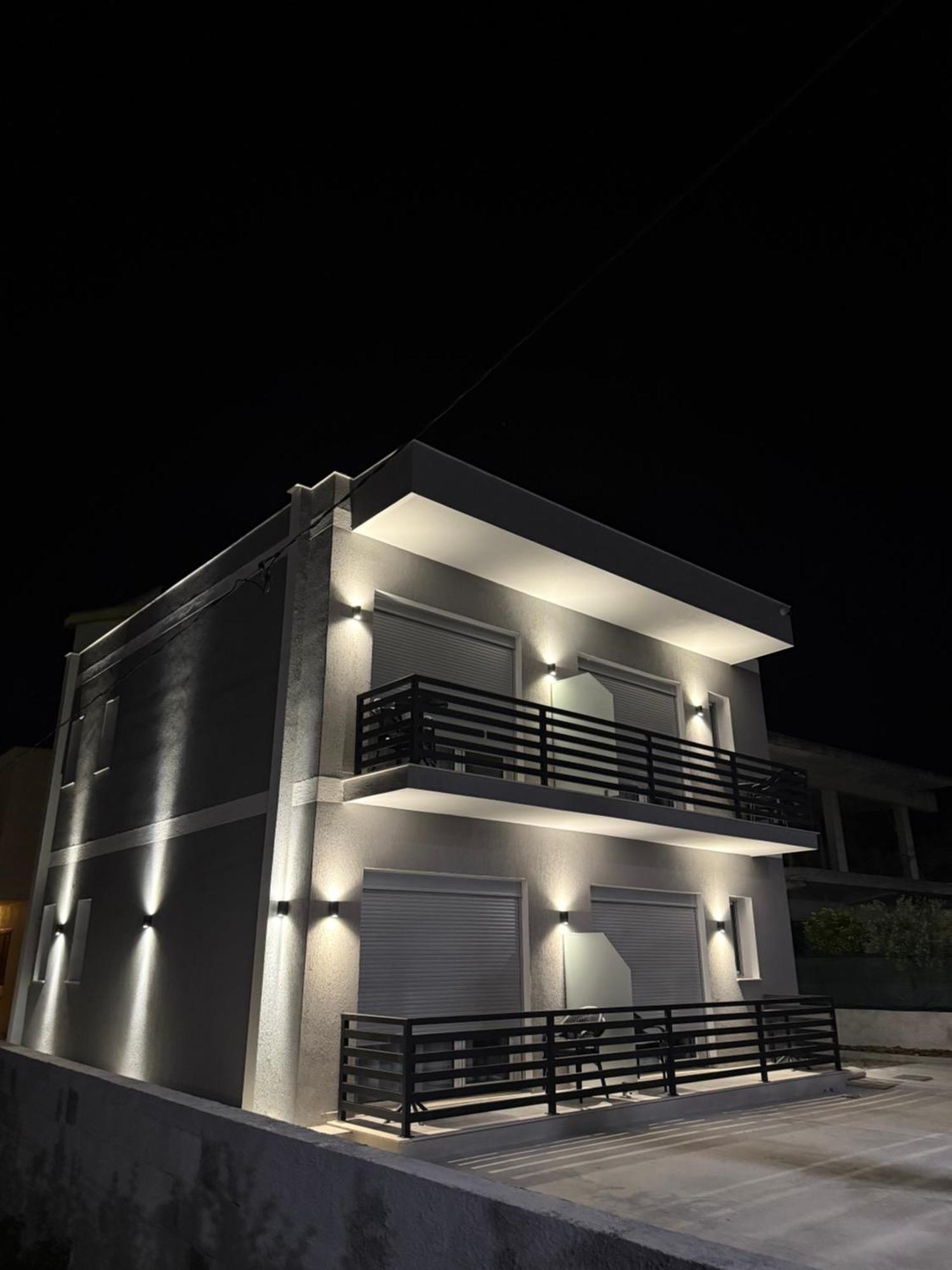 Maison Apartments Vlore Bagian luar foto