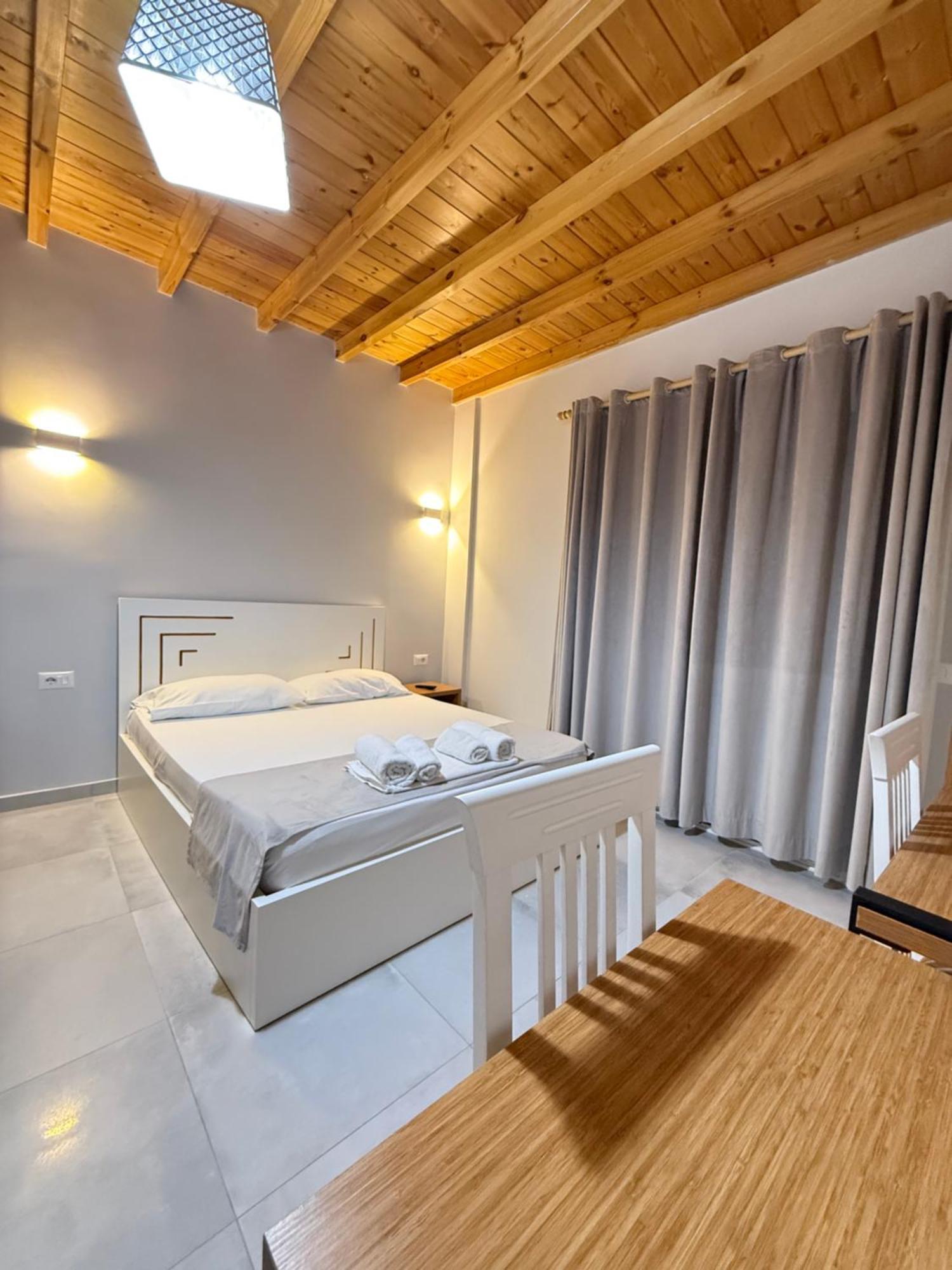 Maison Apartments Vlore Bagian luar foto
