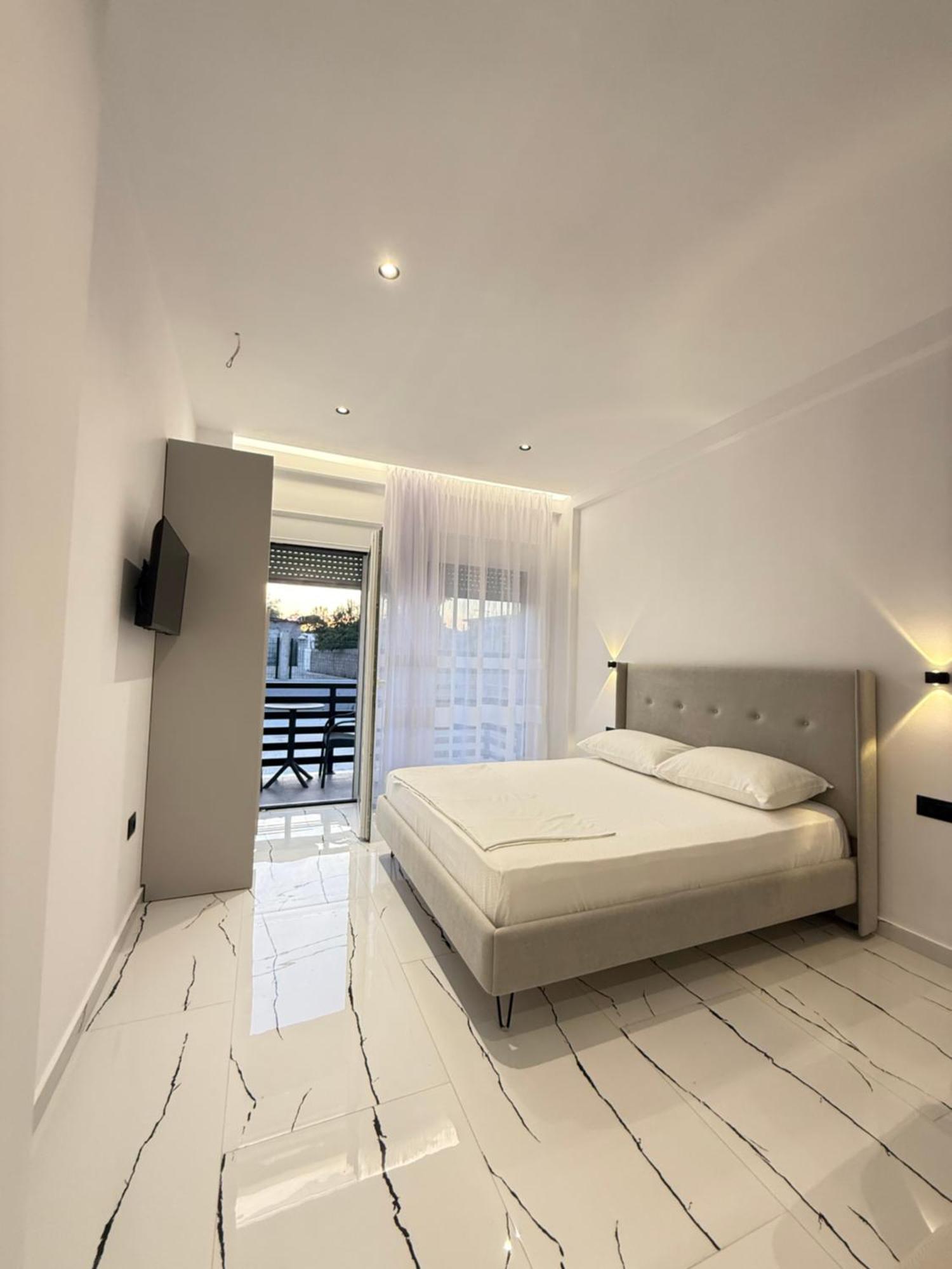 Maison Apartments Vlore Bagian luar foto